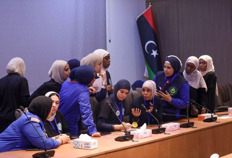 تجربة وطنية لتنمية قدرات القيادات الشابة NLT2 37 IMG 2541