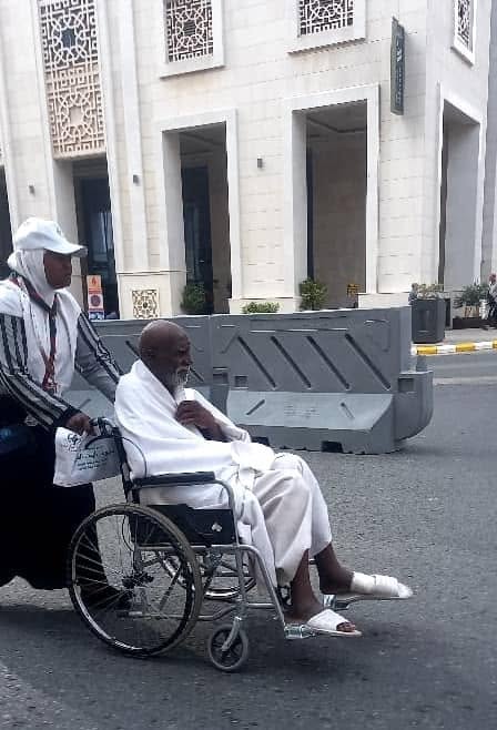 سبعون عامًا من العطاء.. كشافو ليبيا يواصلون خدمة حجاج بيت الله 14 493896126 1098306382340662 9083704132336114053 n