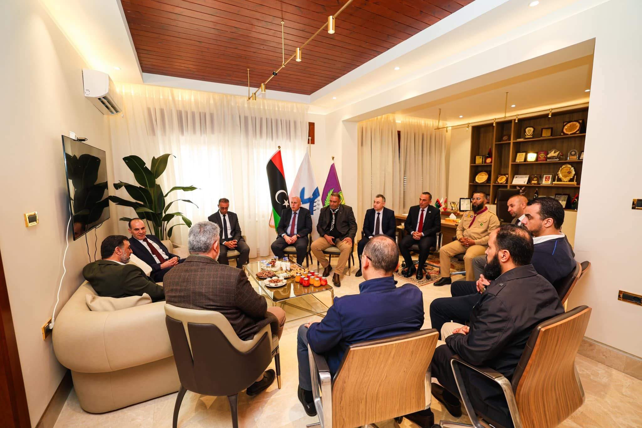 الكشافة والمرشدات الليبية تستقبل الأمين العام للمجلس الأعلى للشباب والرياضة الفلسطيني 3 IMG 1521