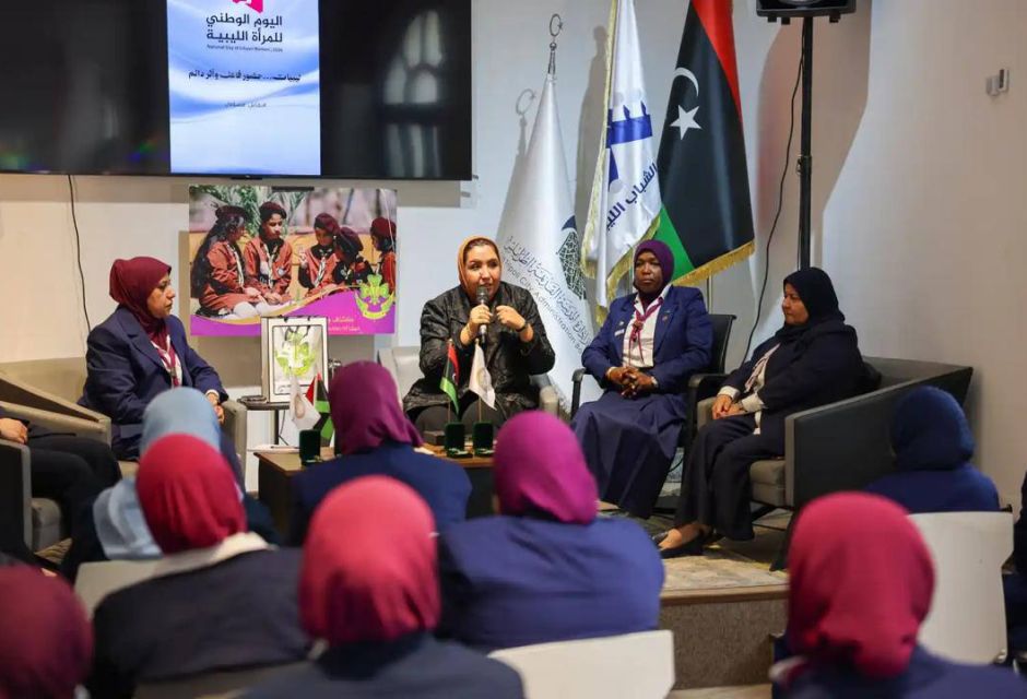 تمكين المرأة وريادة المرشدات: وزيرة الدولة لشؤون المرأة في صالون حواري ببيت المؤسس 27 5994704572401781645 121 64602e1a