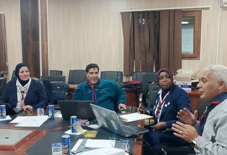 قطاع تنمية القيادات يعقد اجتماع لجنة تحديث الحقائب التدريبية بجوددائم 15 photo 2 2026 05 13 20 12 33 77c64206