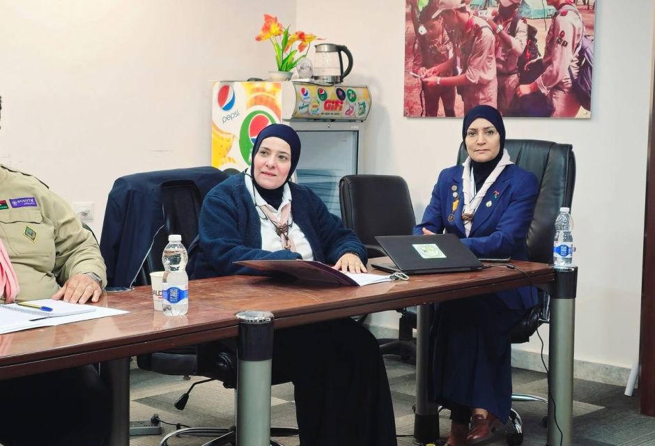 اجتماع فريق إعداد السياسة الوطنية لإدارة الكوارث والأزمات بقطاع خدمة وتنمية المجتمع – كشاف ليبيا 15 photo 2 2026 04 21 10 03 17 8696a6a8