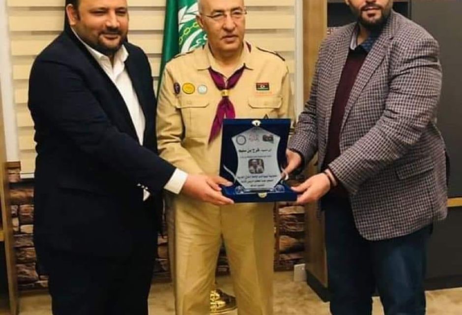 السفير عبدالمطلب ثابت يكرم الدكتور فرج محمد بن سليم بحضور معالي وزير الشباب 3 275382137 5612812658747294 698375993989847715 n 90cb8448