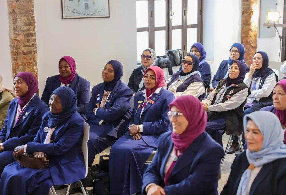 تمكين المرأة وريادة المرشدات: وزيرة الدولة لشؤون المرأة في صالون حواري ببيت المؤسس 24 5994704572401781649 121 f3b39a07
